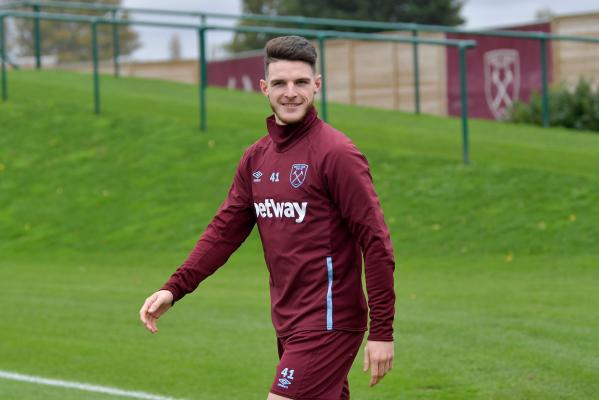 Image เชลซี ยังหวังที่ดึง Declan Rice  นักเตะขุนค้อน