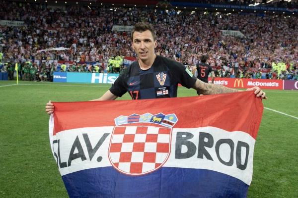 Image ปีศาจแดงดำหวังเซ็น Mandzukic ไร้ค่าตัว