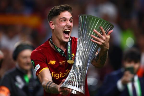 Image สเปอร์สยังคงดึง Nicolo Zaniolo กองกลางโรม่า